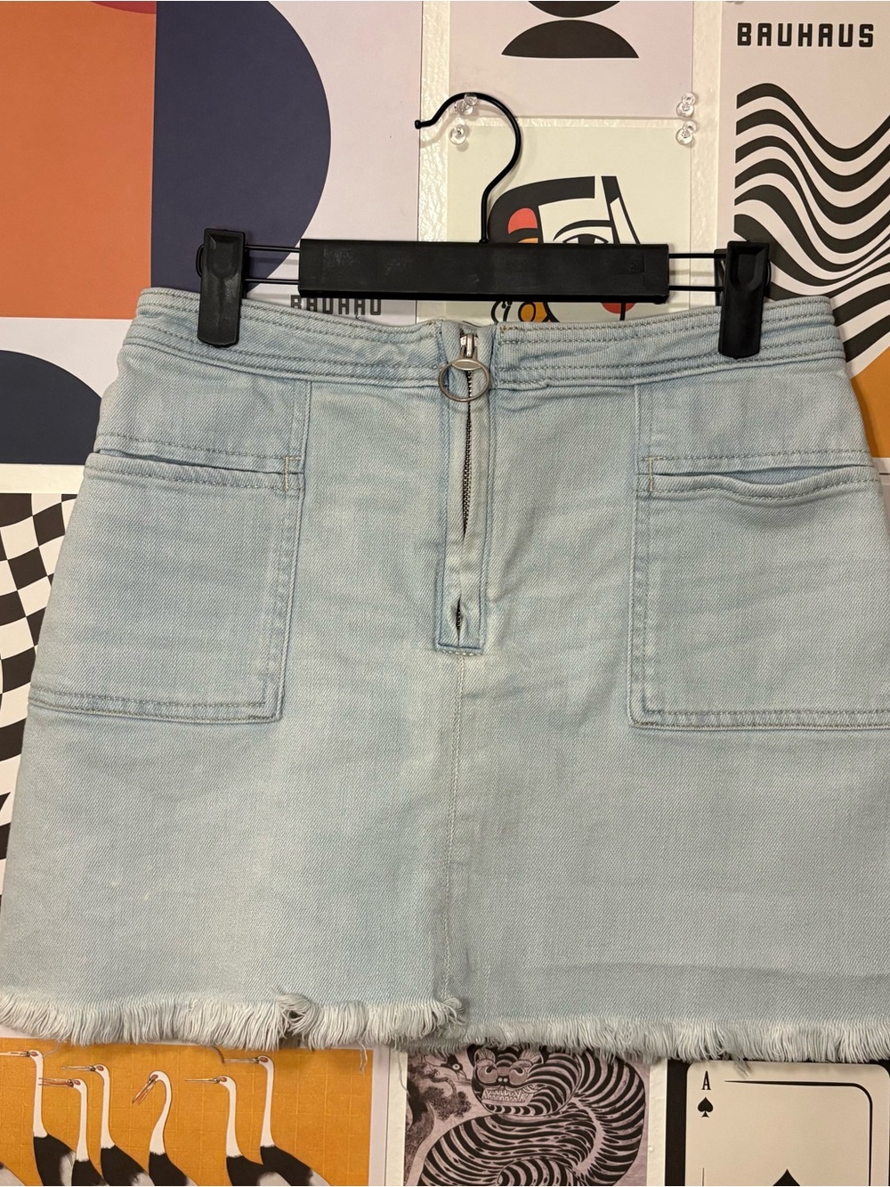 Abercrombie & Fitch Light Wash Denim Mini Skirt – Size 4